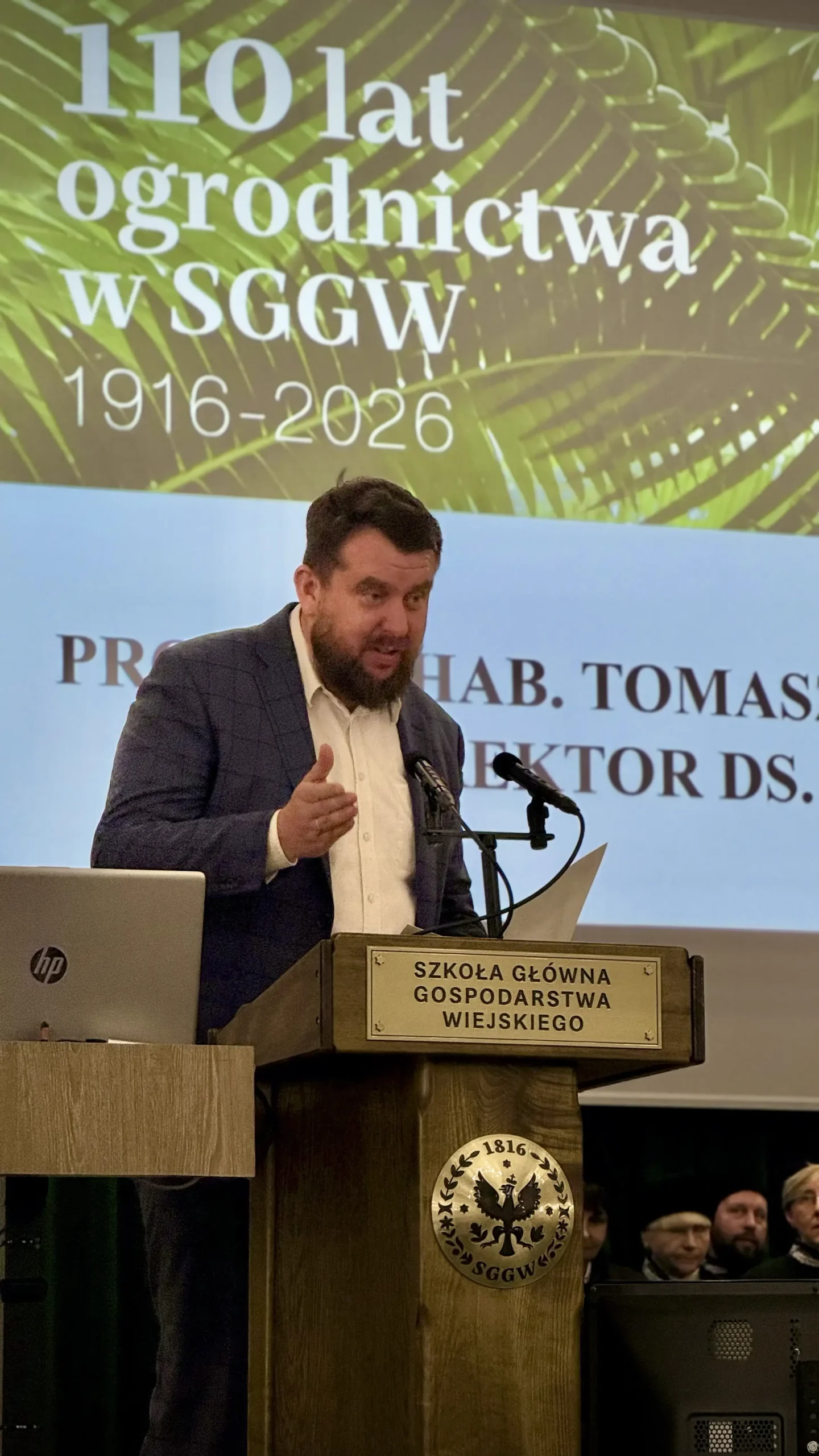 prof. Piotr Kosiak odczytuje list Piotra Zgorzelskiego Wicemarszałka Sejmu RP